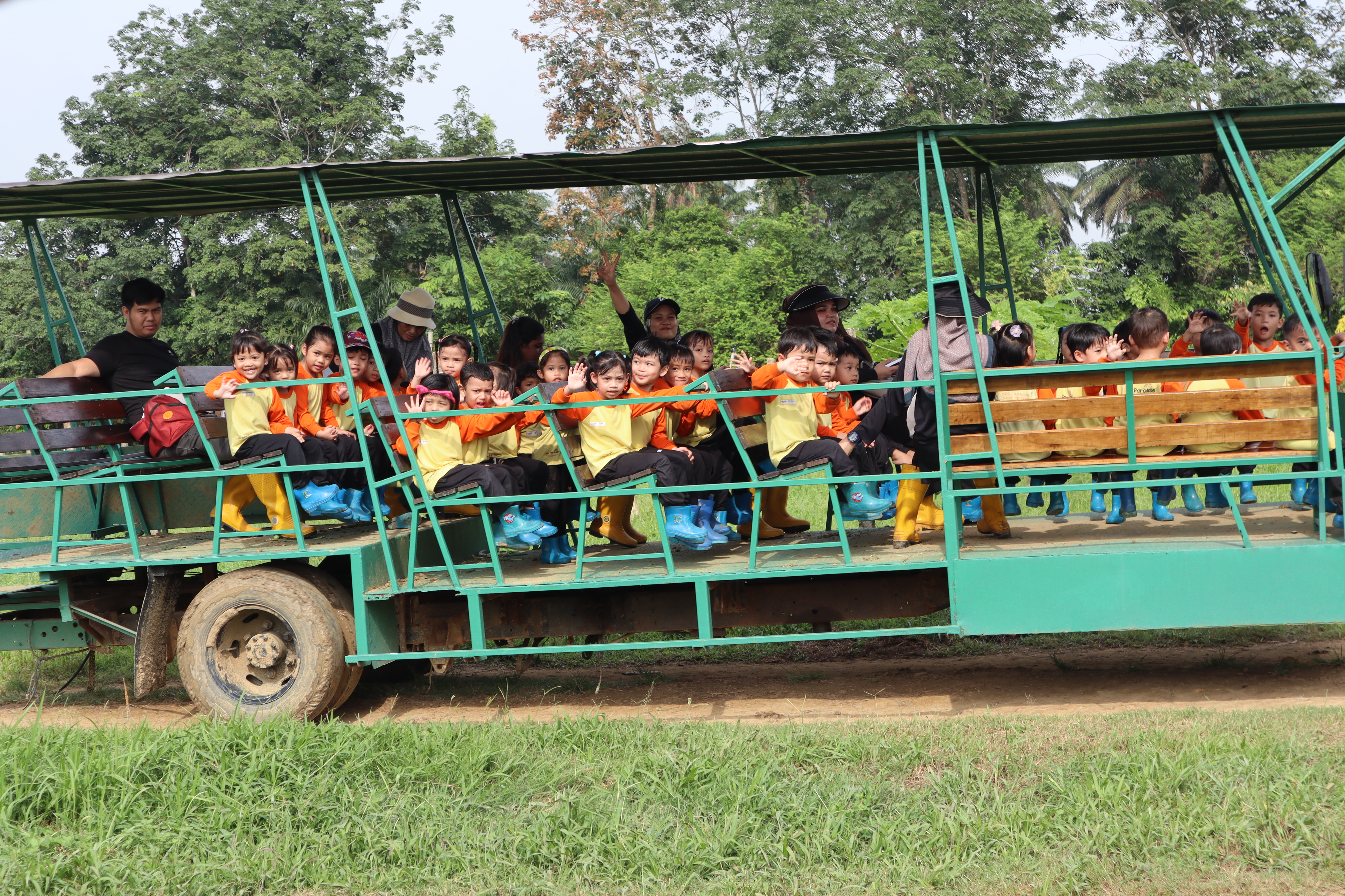 School Trip: Fruit Farm Tour